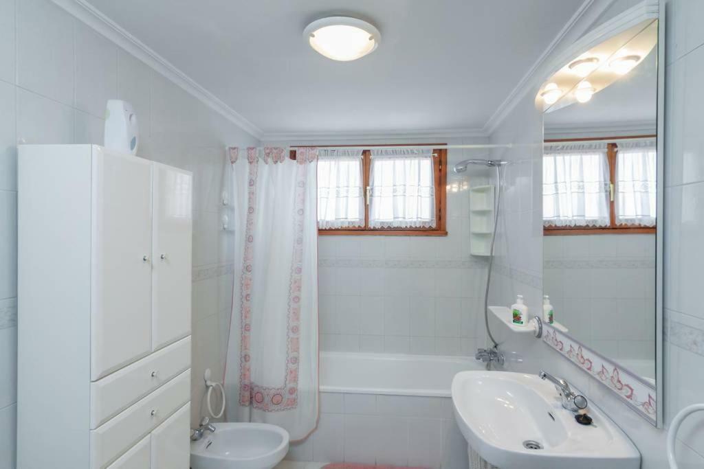 Casa Pauli Apartment Colombres Ngoại thất bức ảnh